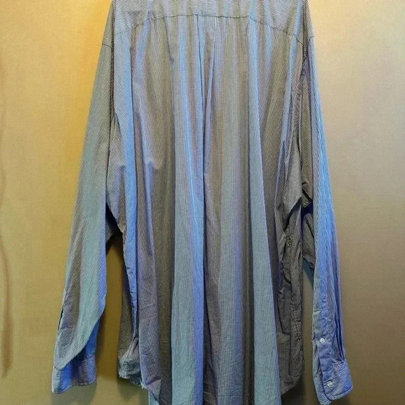 Shirt - Picture 4 of 5